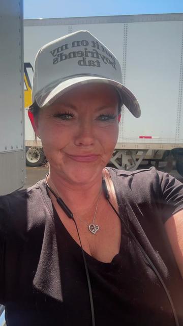 @TruckerBabe81