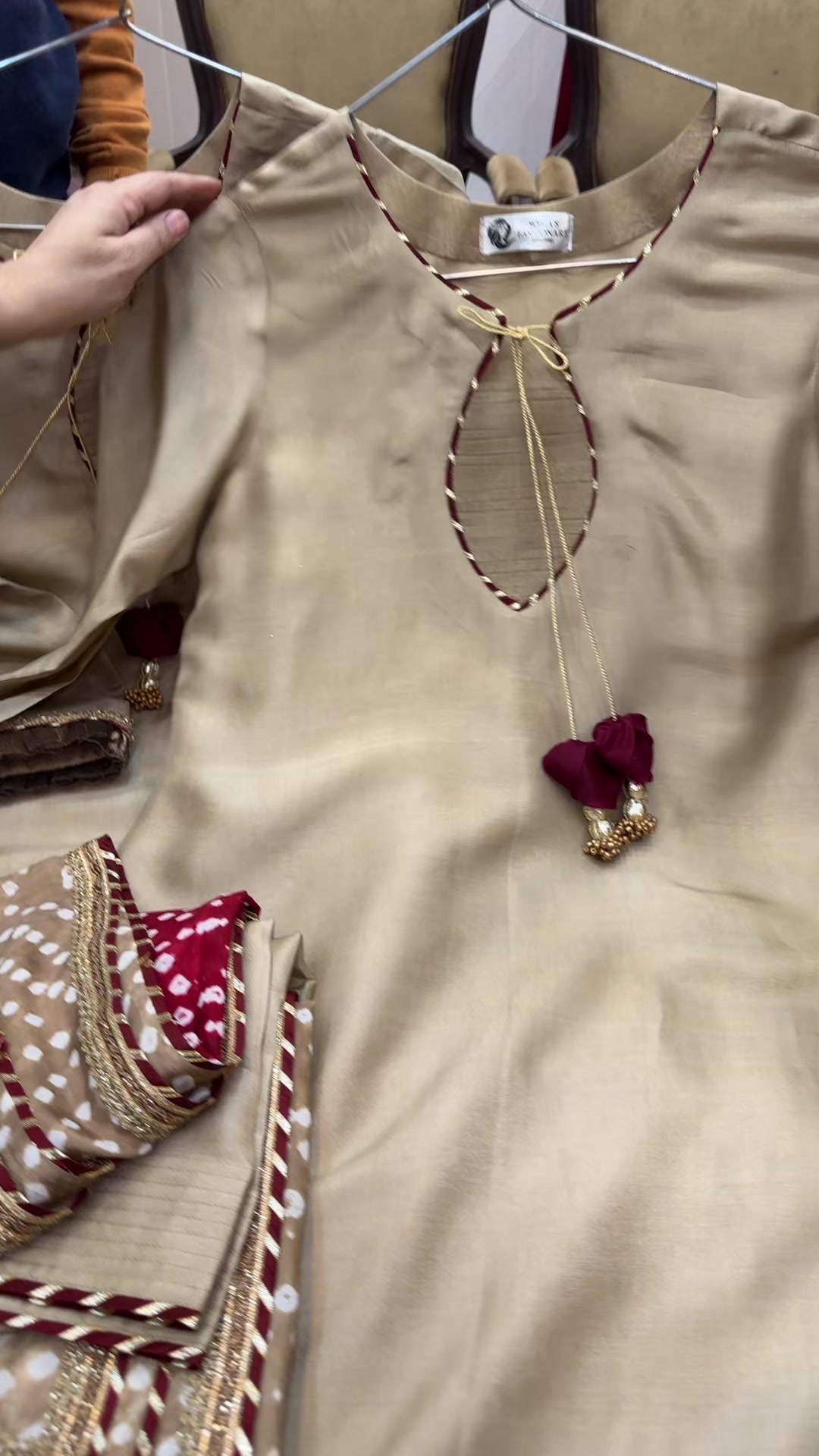 @Sobia Fashionary