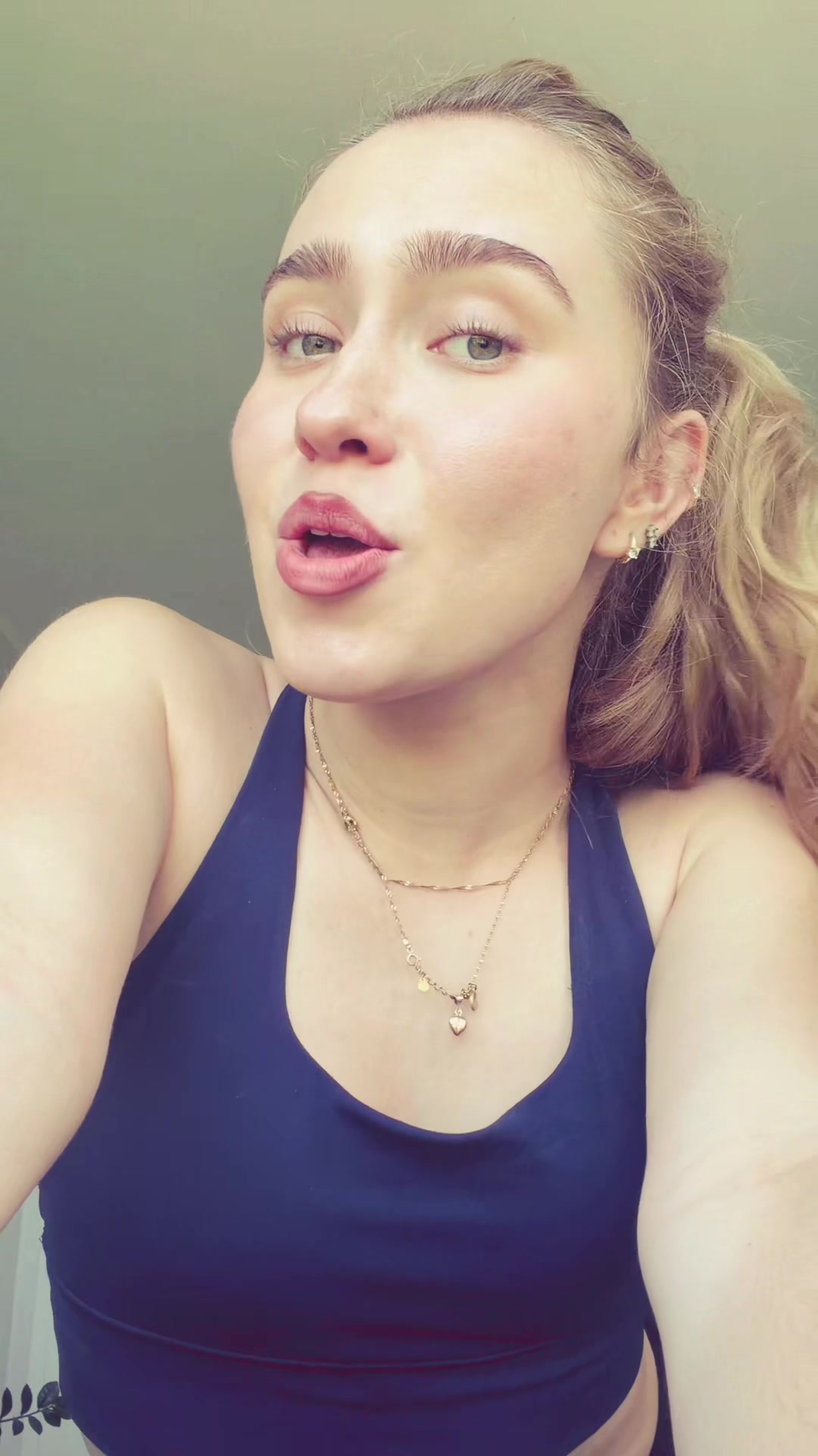@Oliwia🍒 @livwithgoodenergy