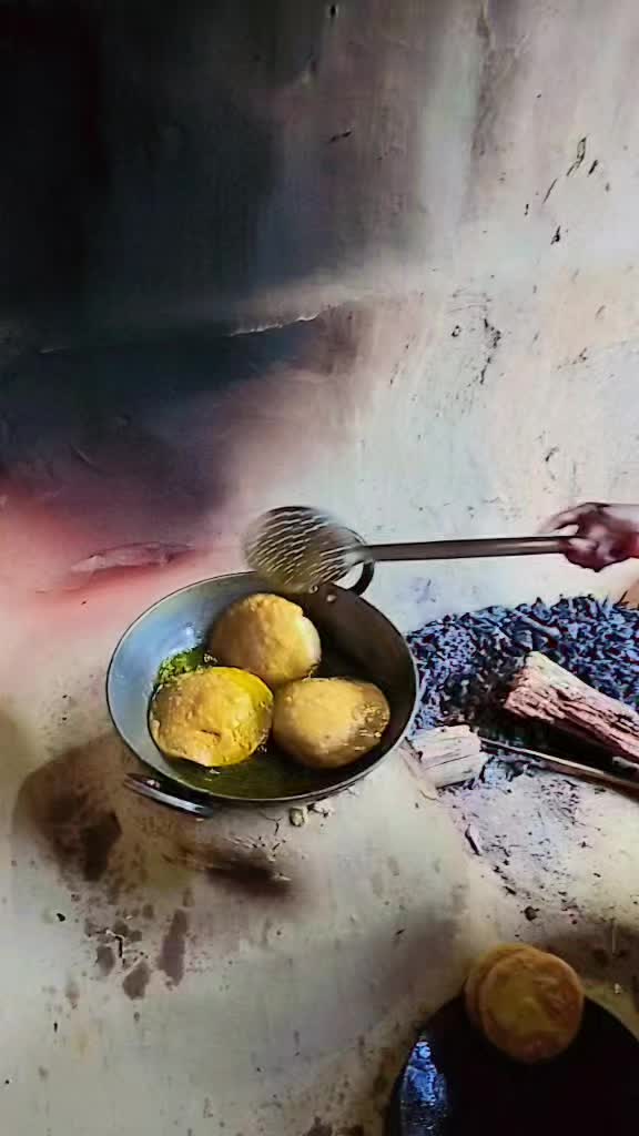 @Chandani Thakur