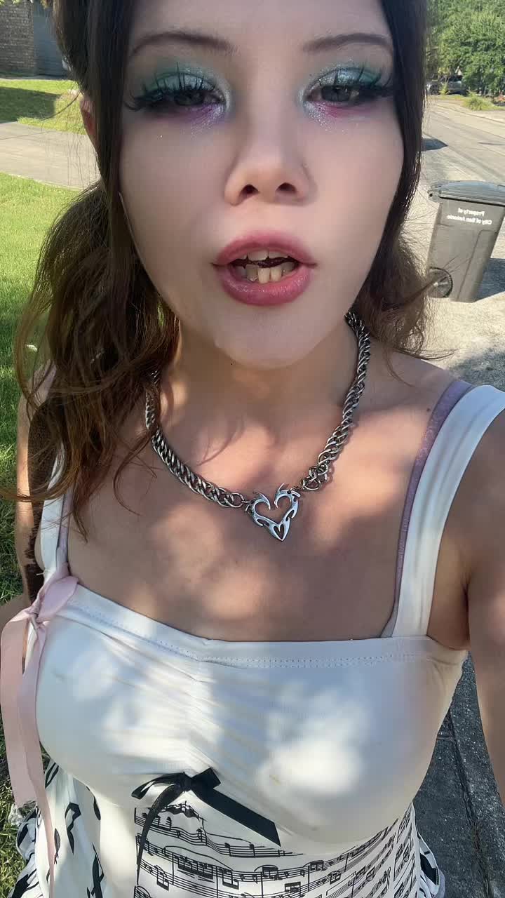 @mouthgag