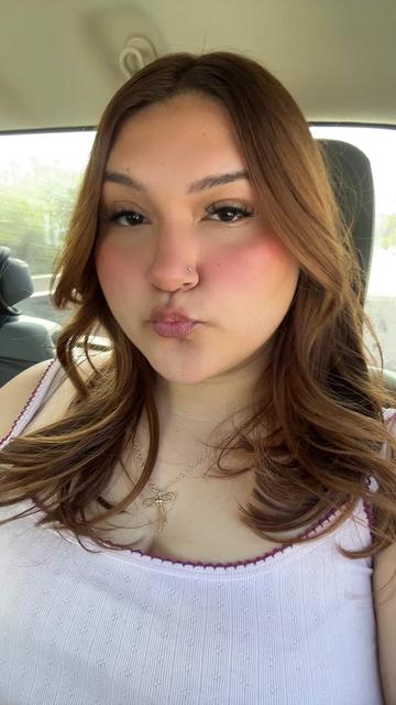 @featuring.lily
