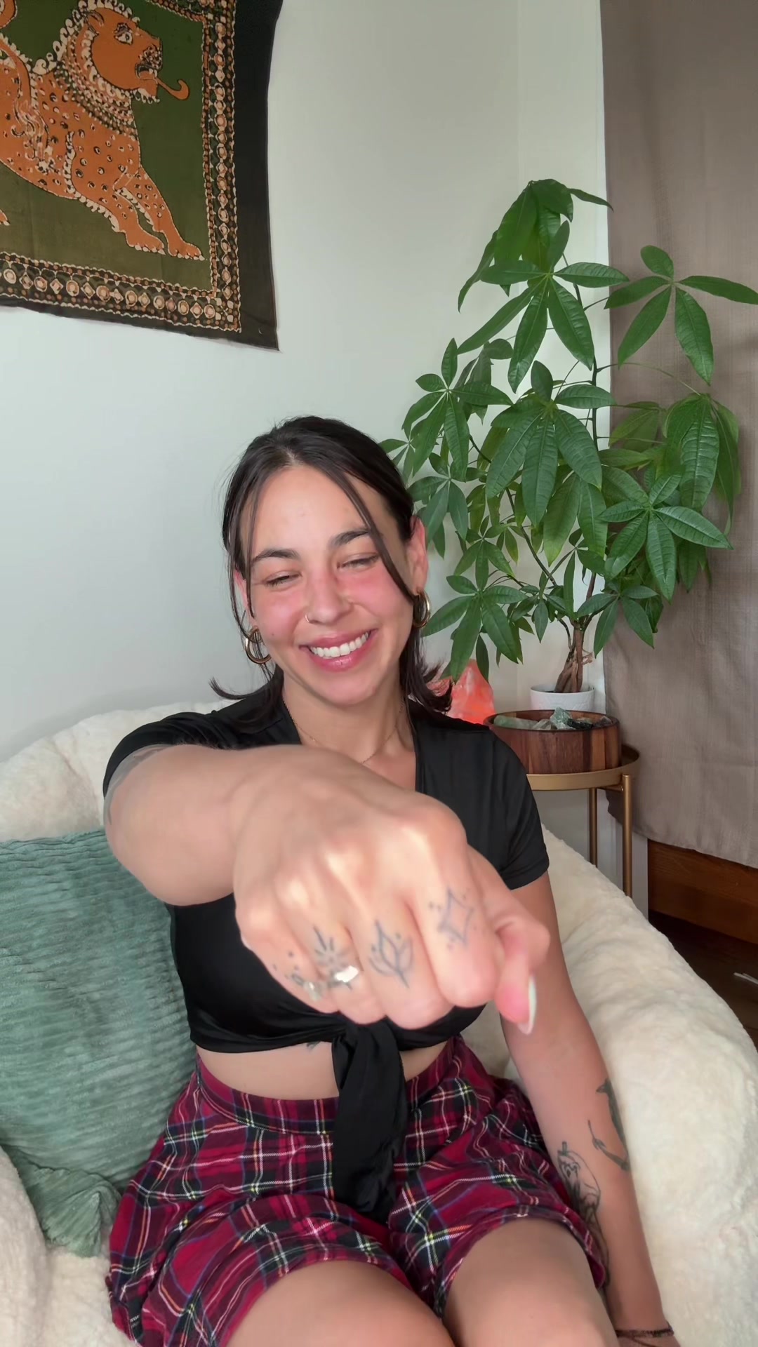 @sonyamaysees