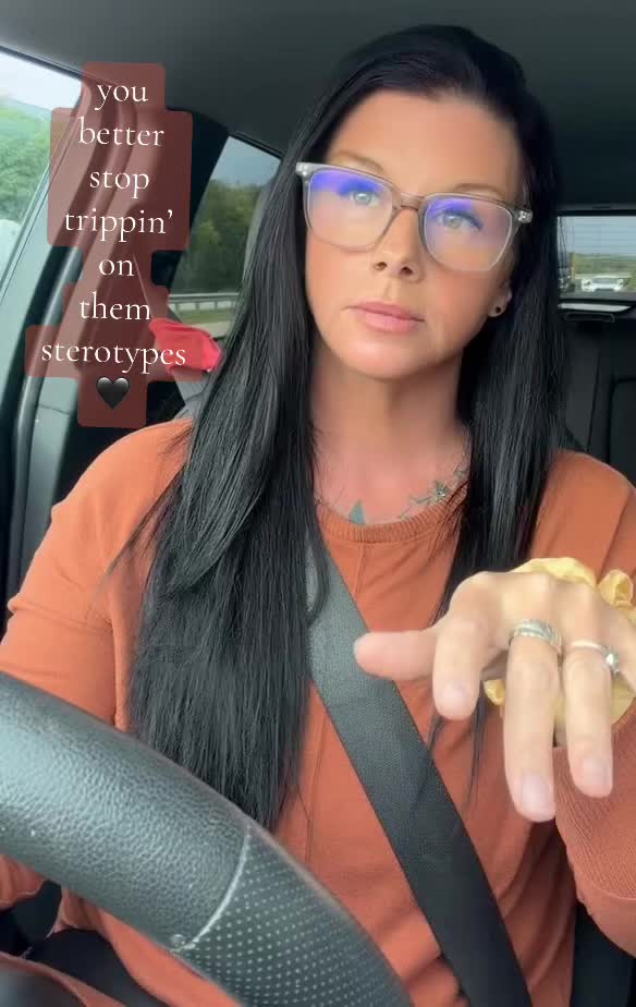 @RachaelSuzzzy
