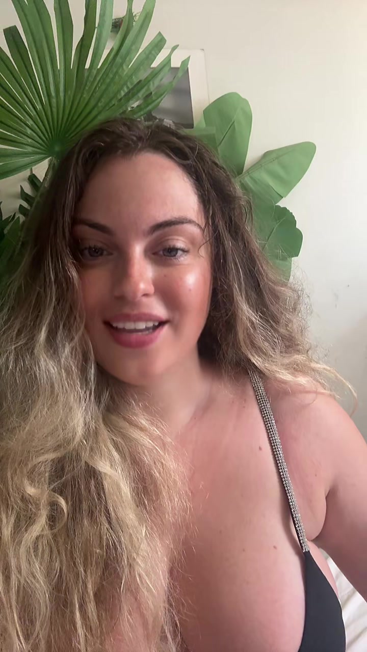 @Aleksandra L&rsquo;amour