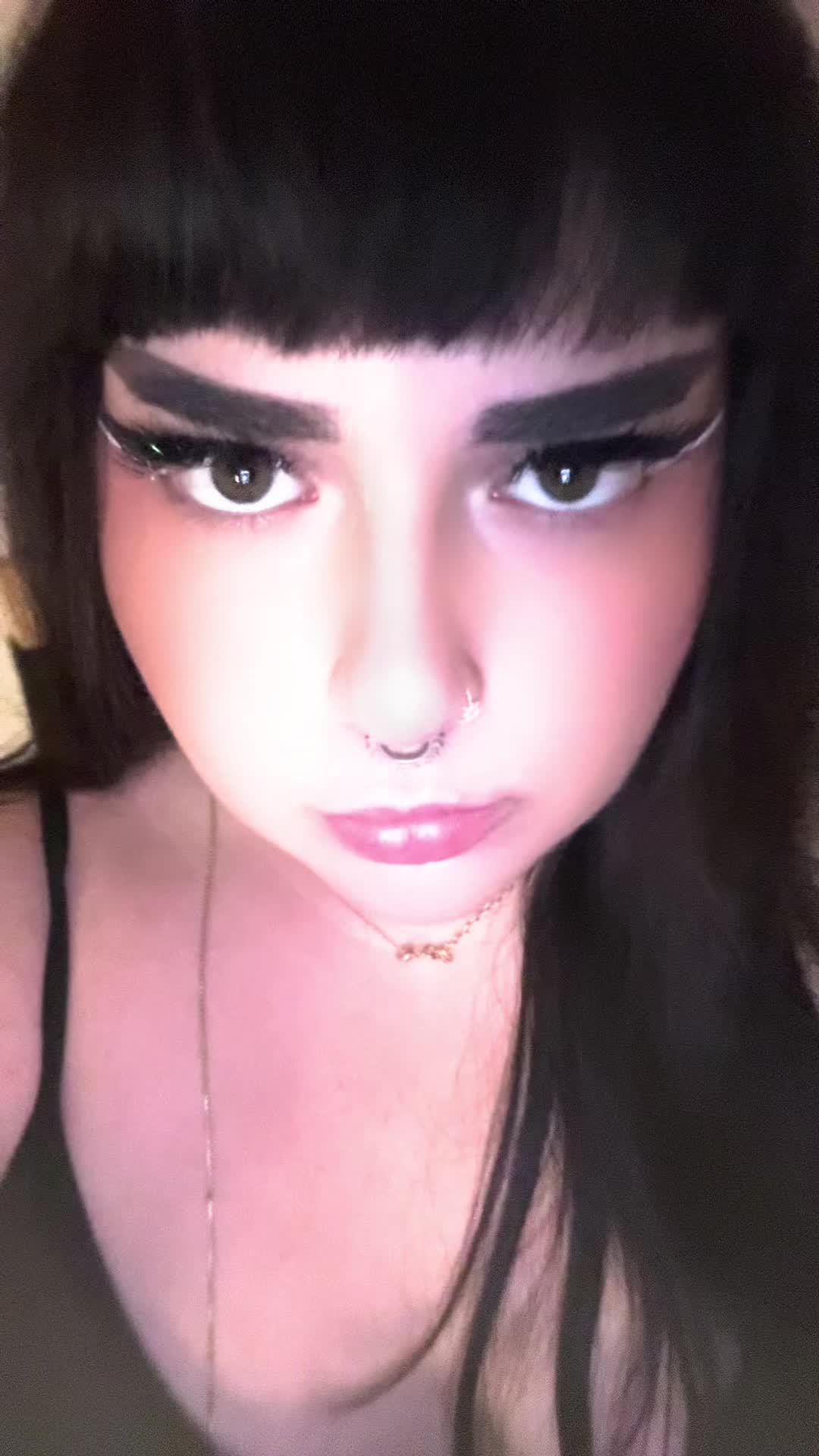 @Mochi🖤