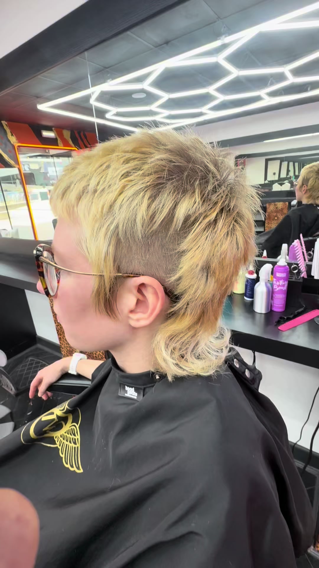 @Shann / good vibe tribe 💈❤️