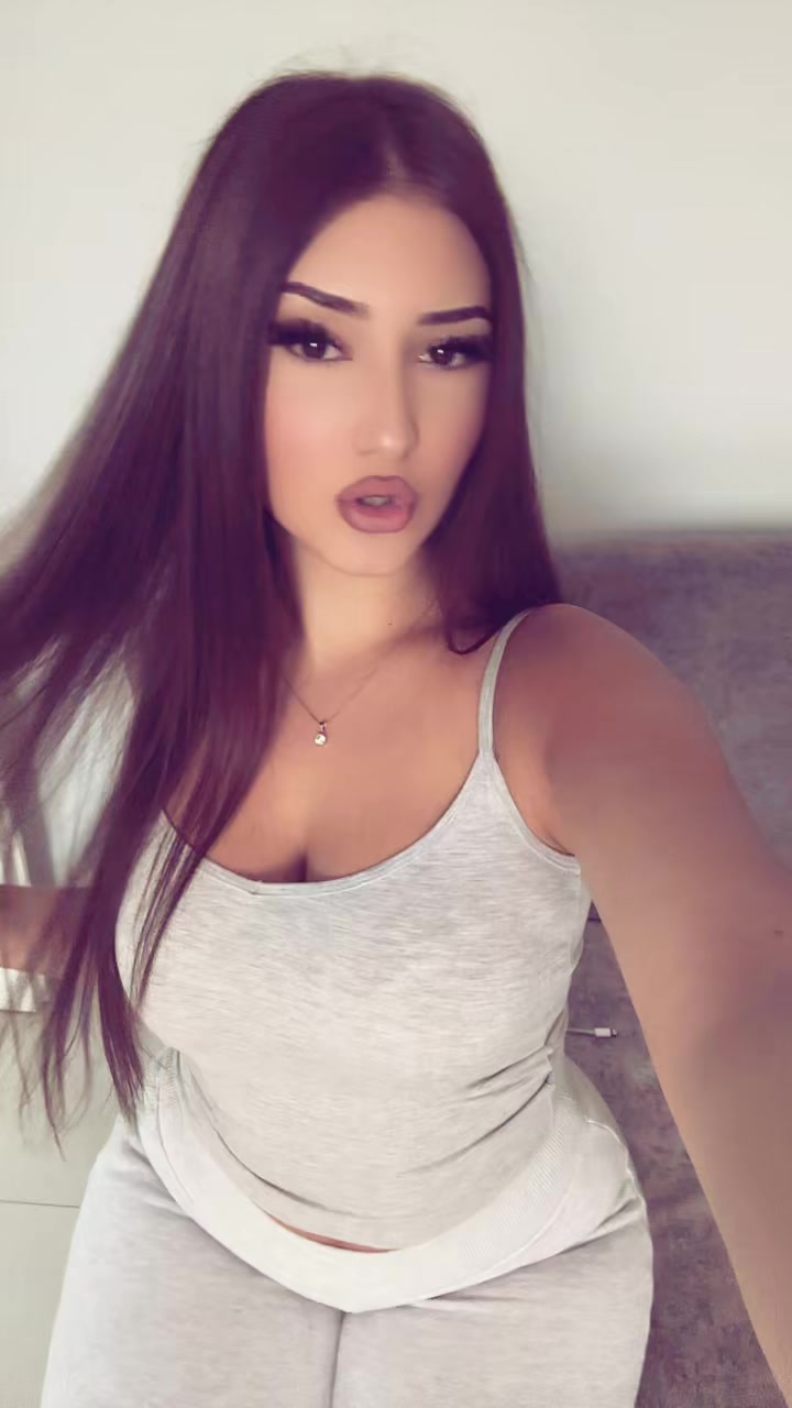 @𝐸.𝒮𝐻