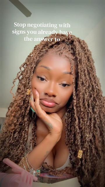 @EbonyWealthyWellness