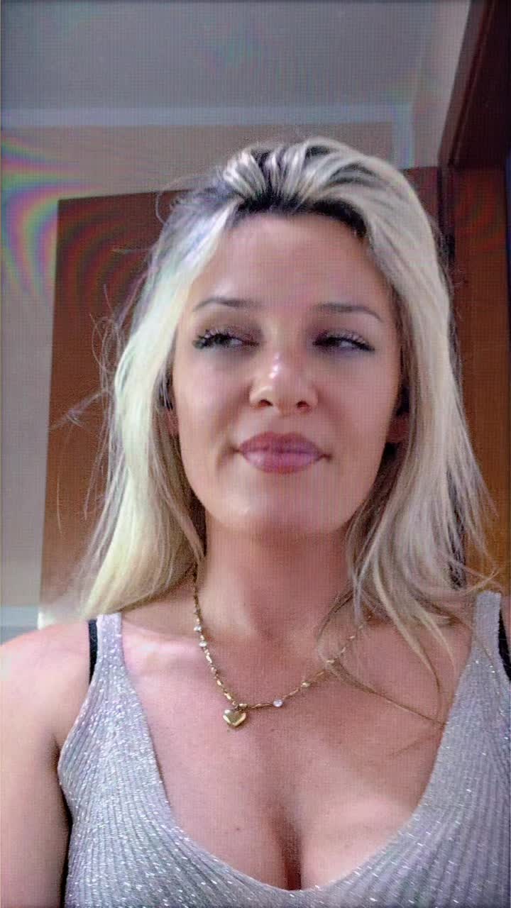 @Valentina