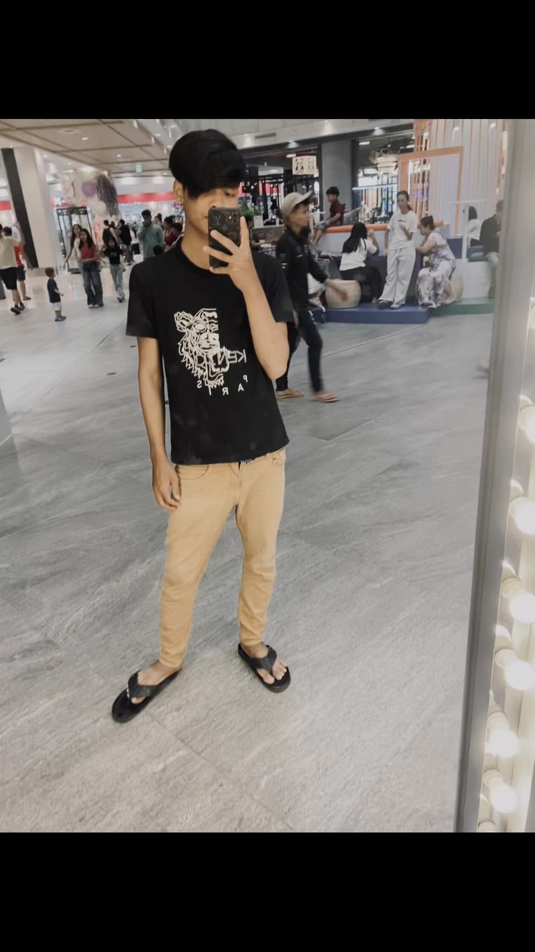 @ẞA Źxý🐬