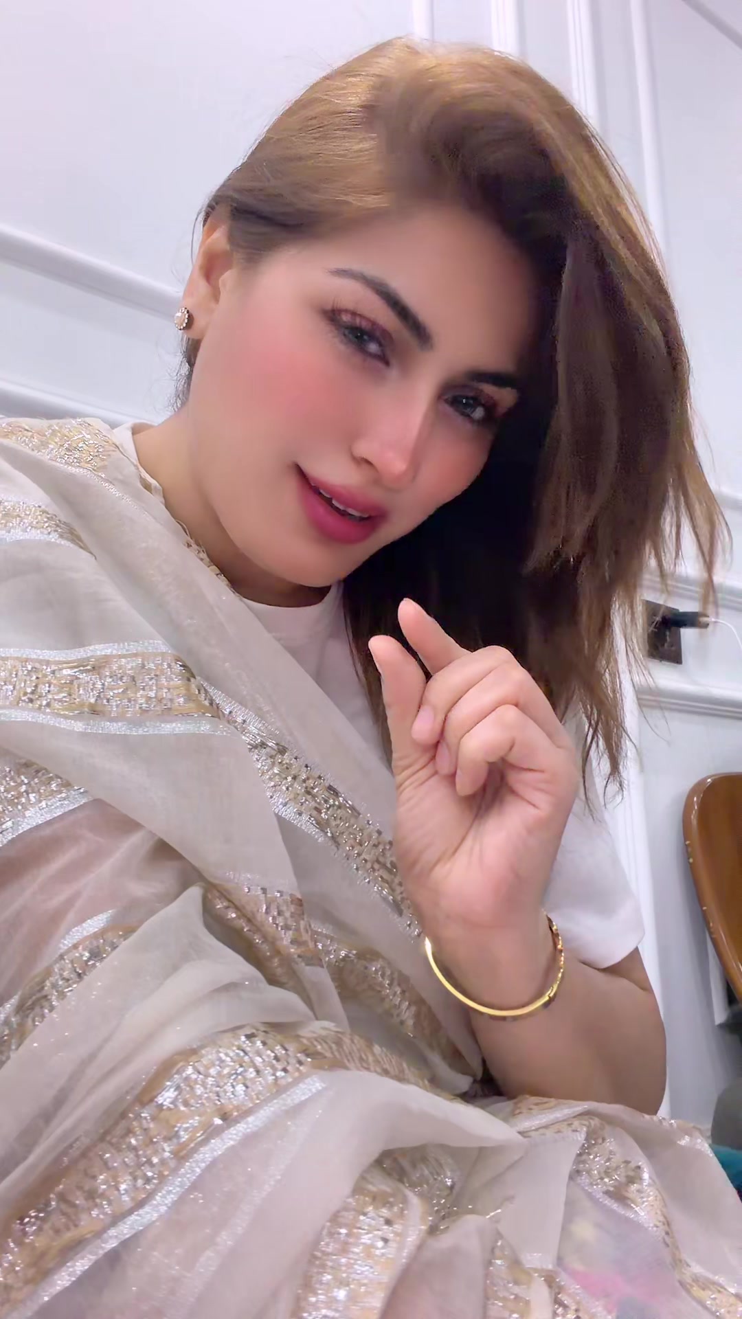 @Ayesha Ch