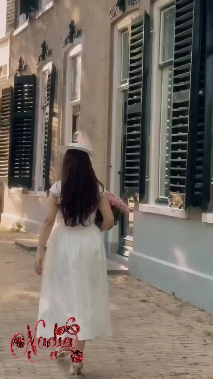 @🇦🇺  Nadia   🇱🇧