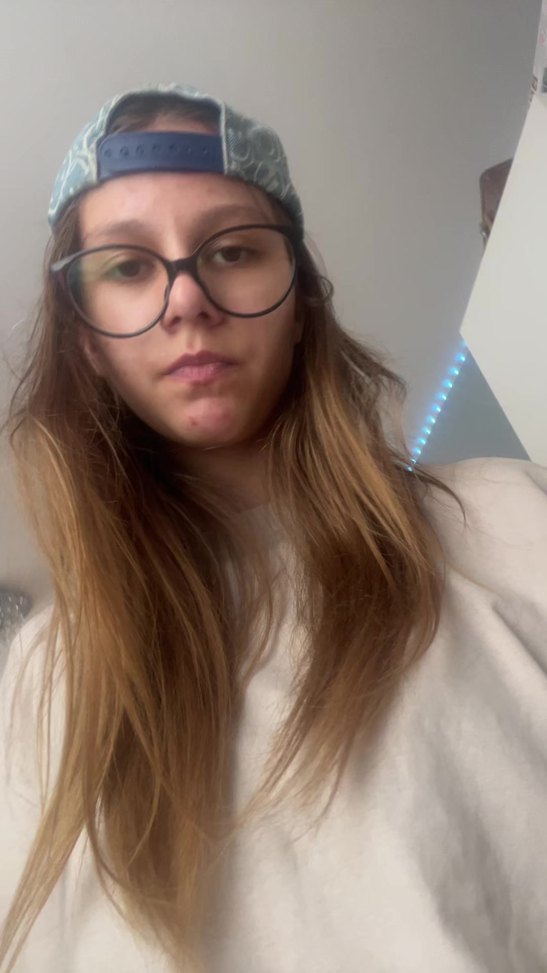 @𝓐𝓵𝔂