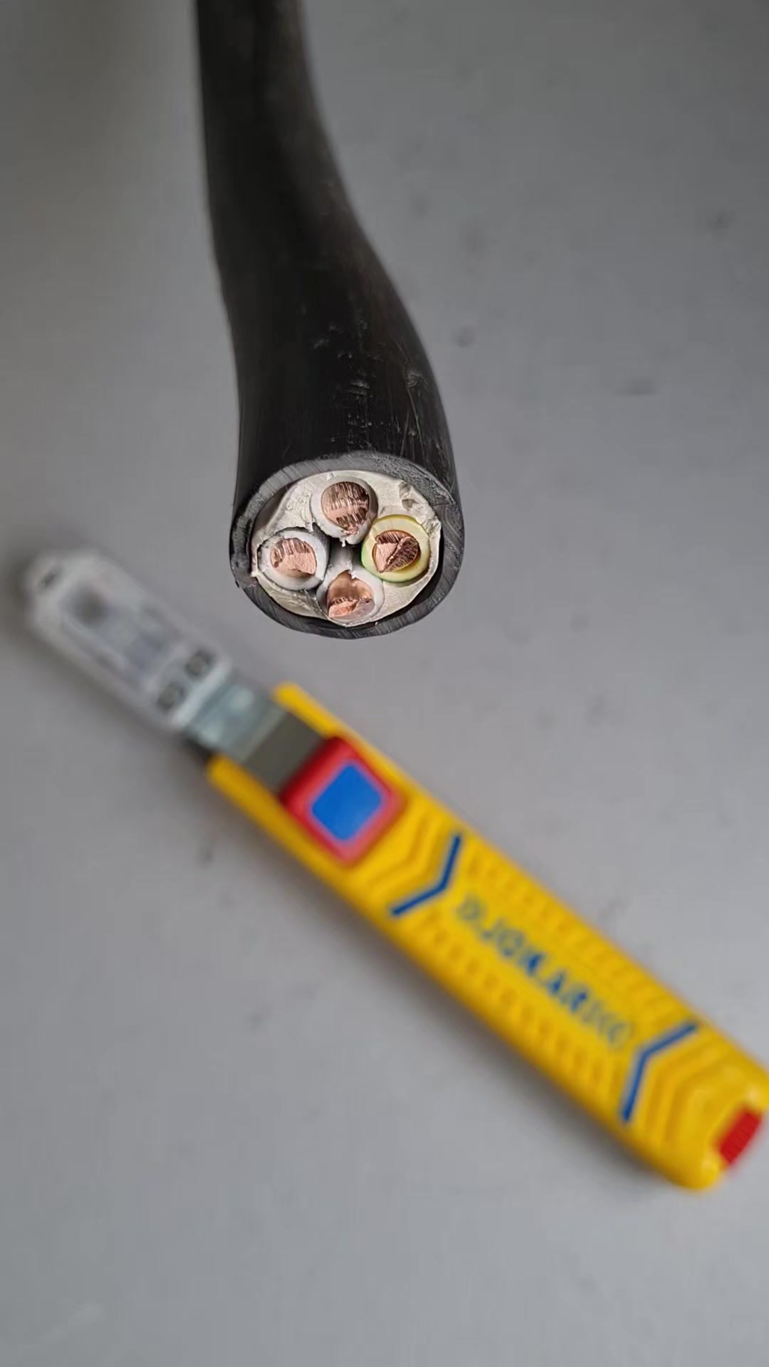 @Maikster ⚡🛠🪛🔧🔩