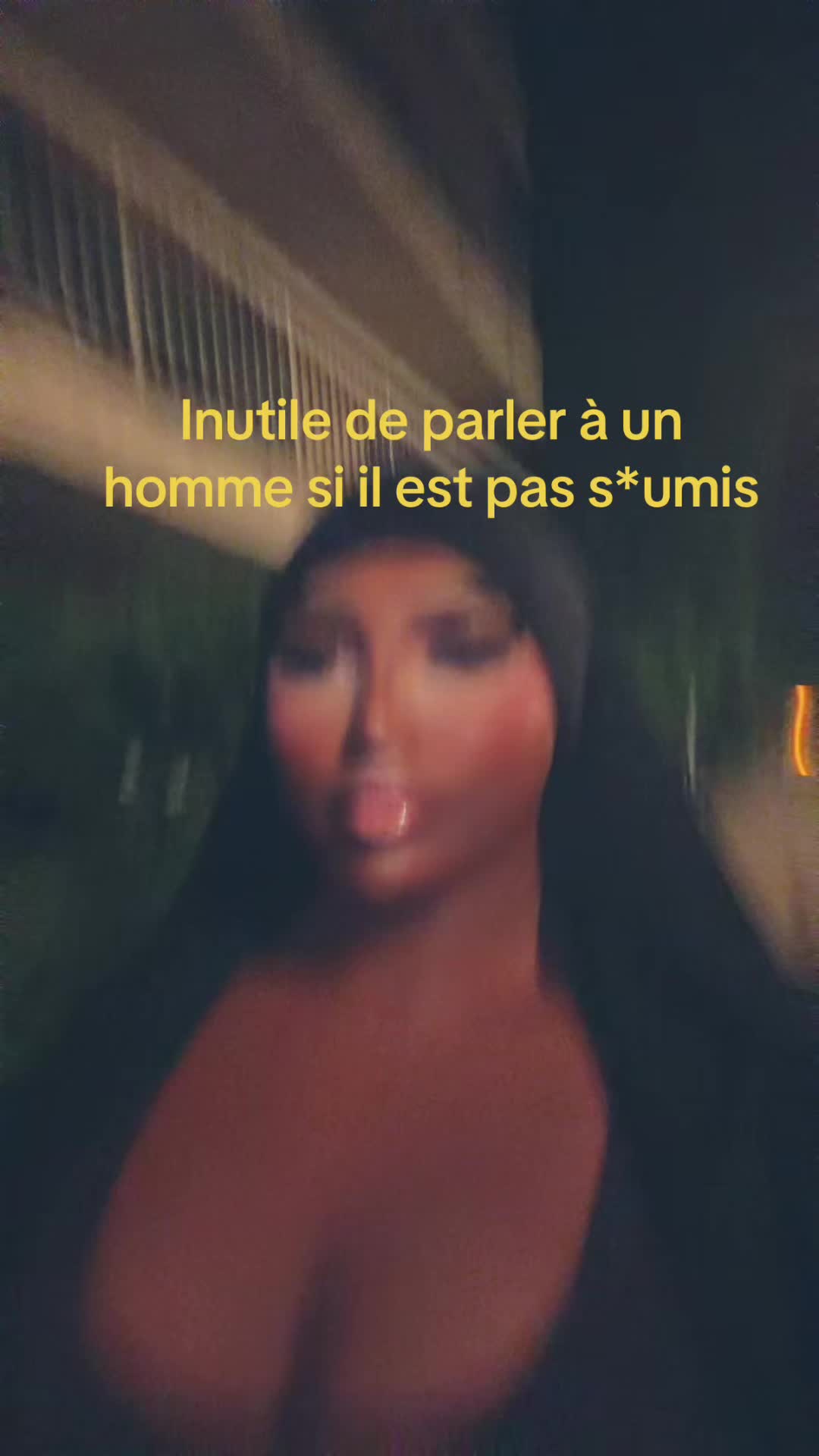 @🫦