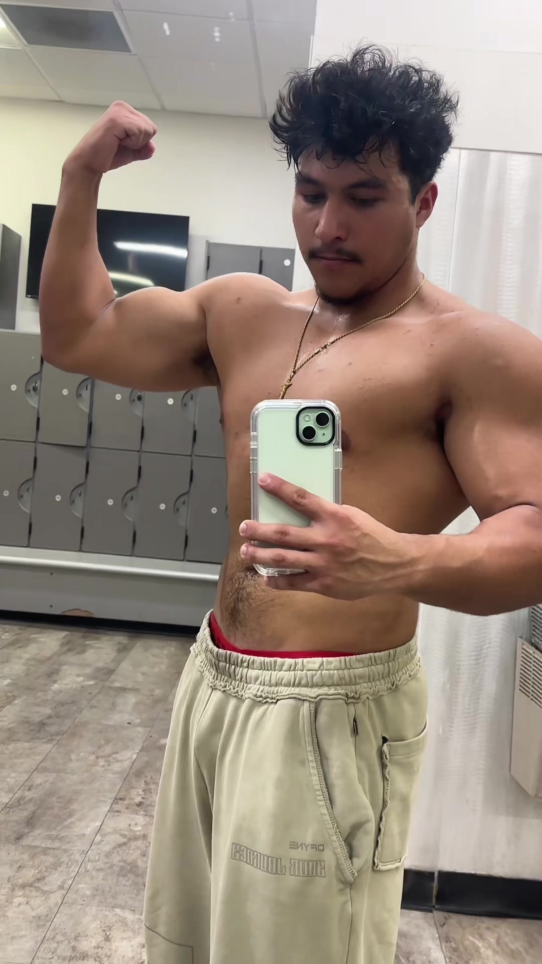 @AnthonyLifts