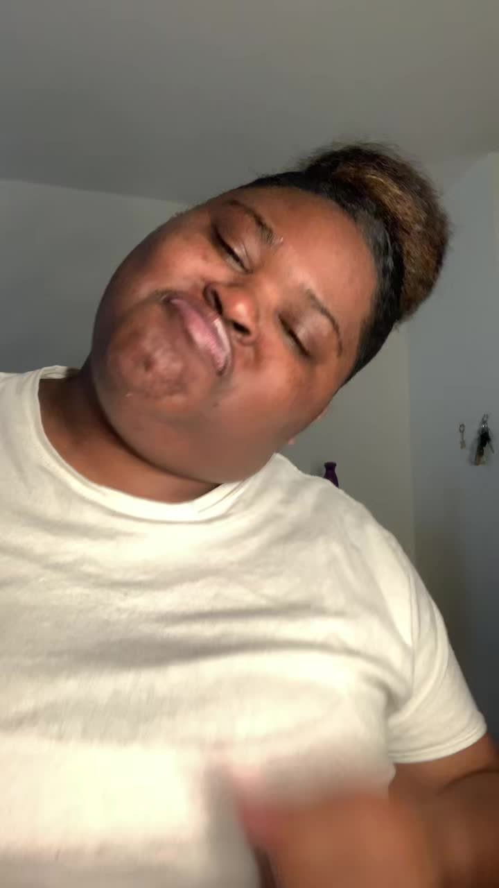 @Kiara_badie