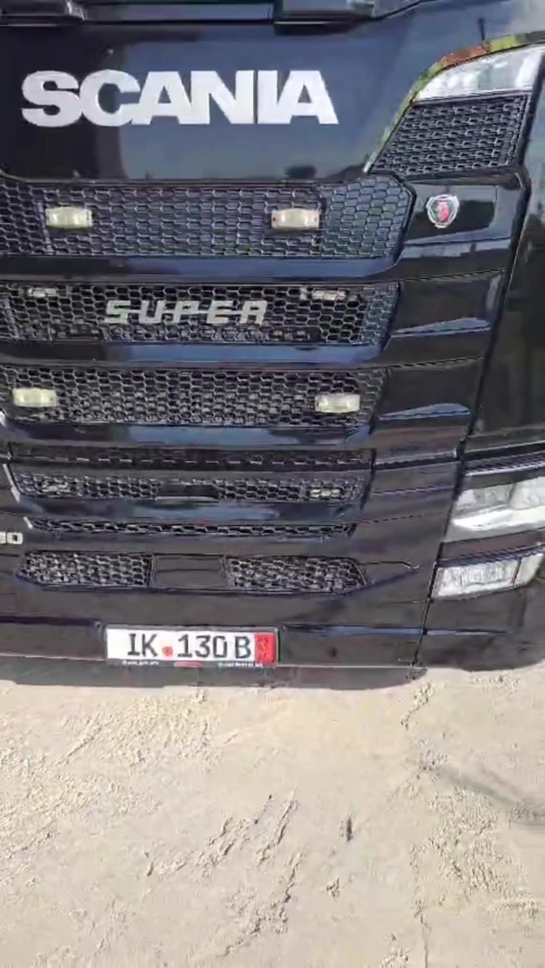 @Auto Lyrje Arvi
