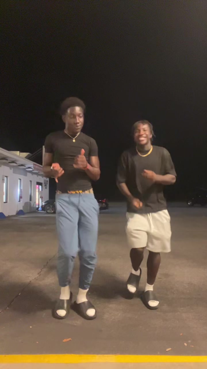 @J4🕺🏾.