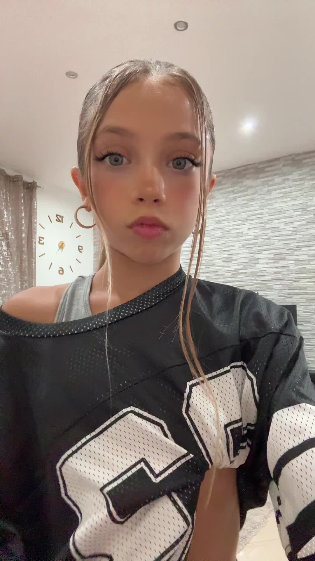 @Sharon Irimia