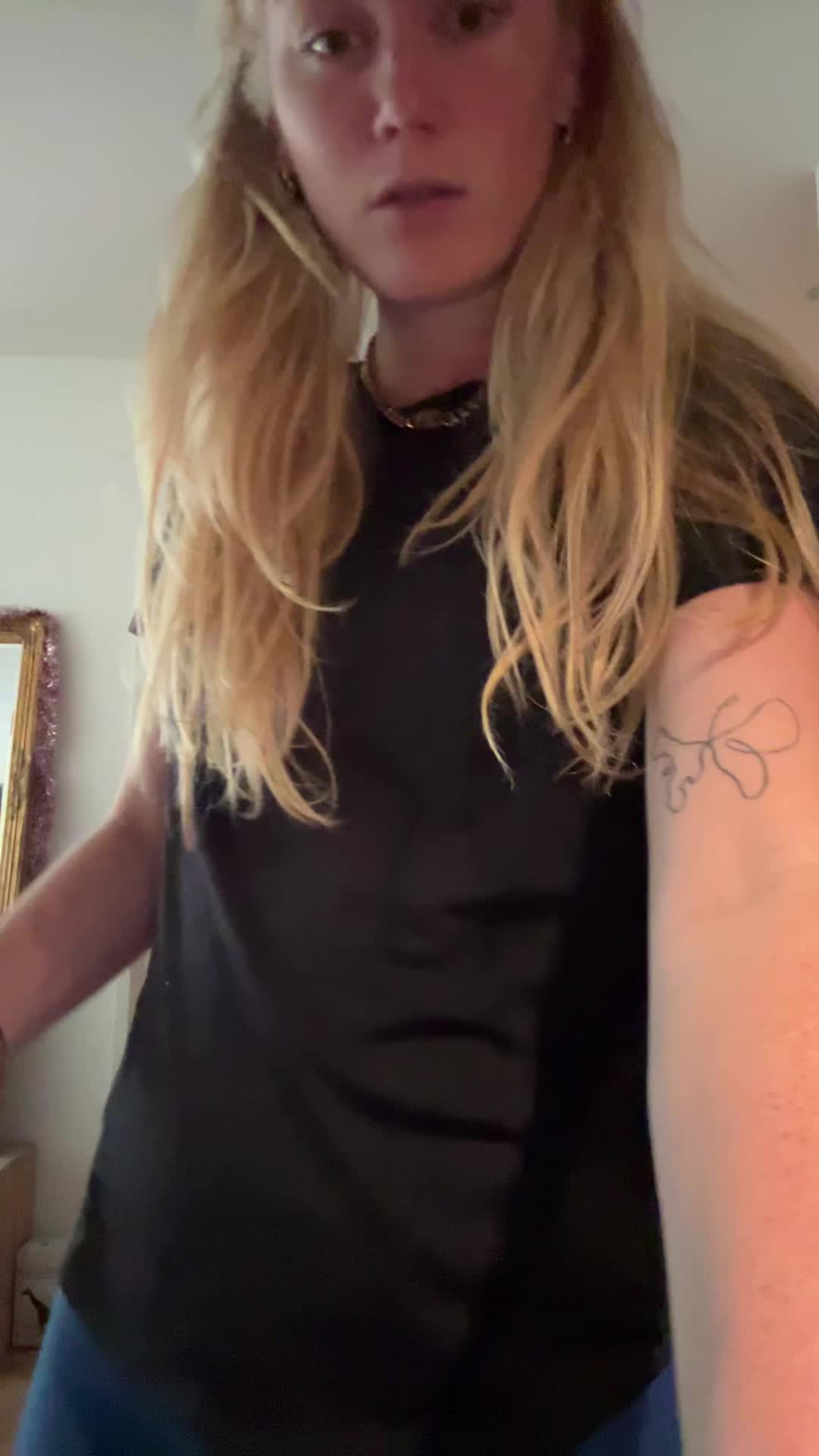 @Liekkkkk