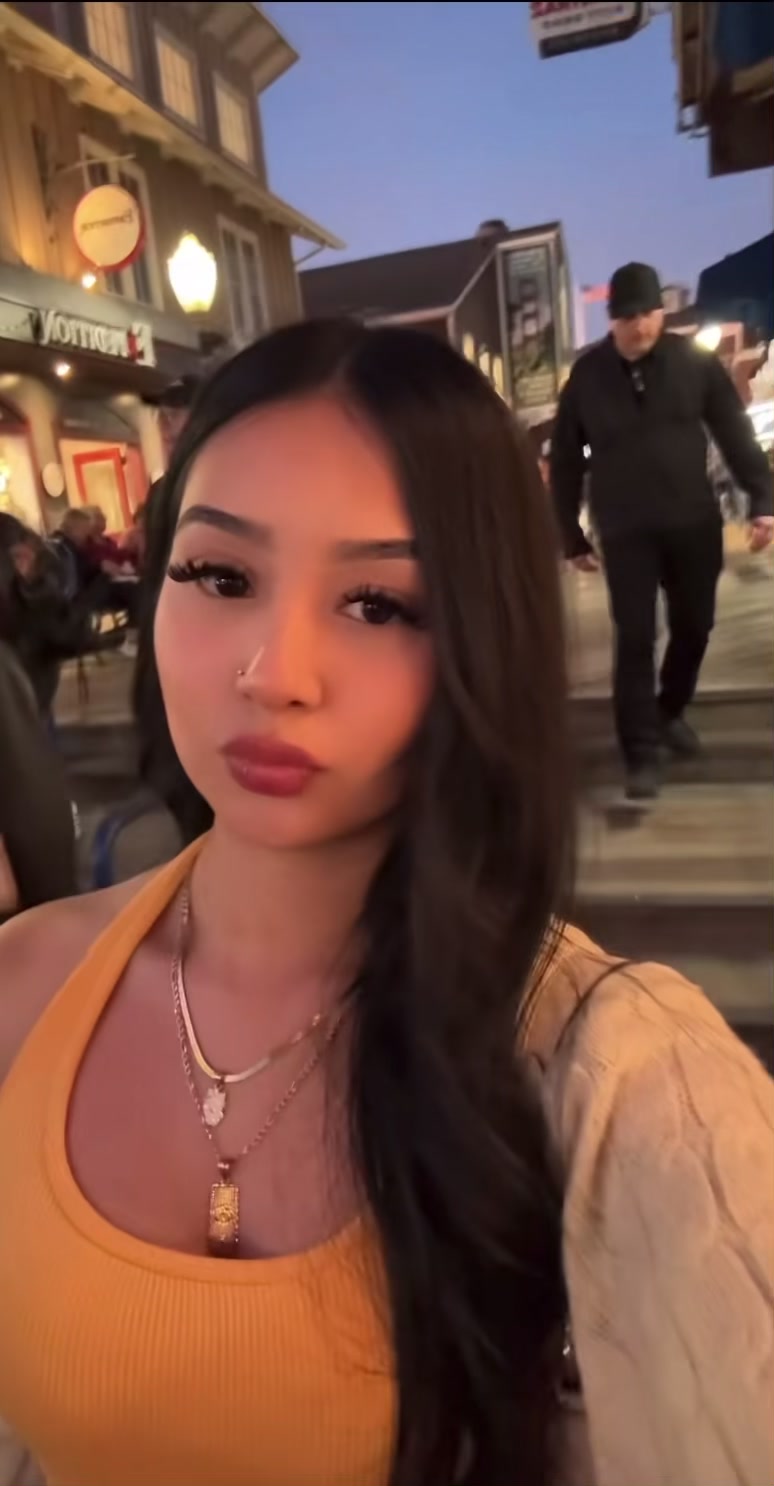 @𝐂 𝐀 𝐌 𝐈 𝐋 𝐀 ♕