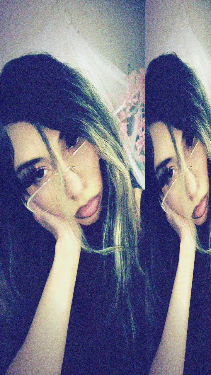 @𝔏𝔶𝔩𝔦🎭