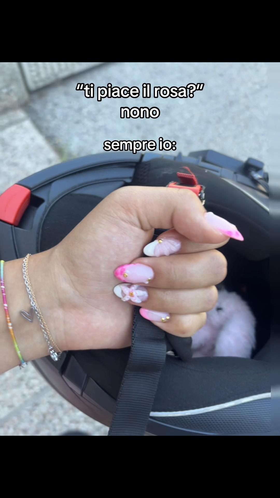 @𝒱𝒾𝒸𝓀𝓎🦭