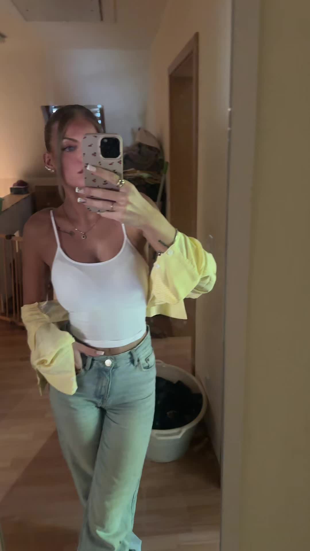 @em4ly_26