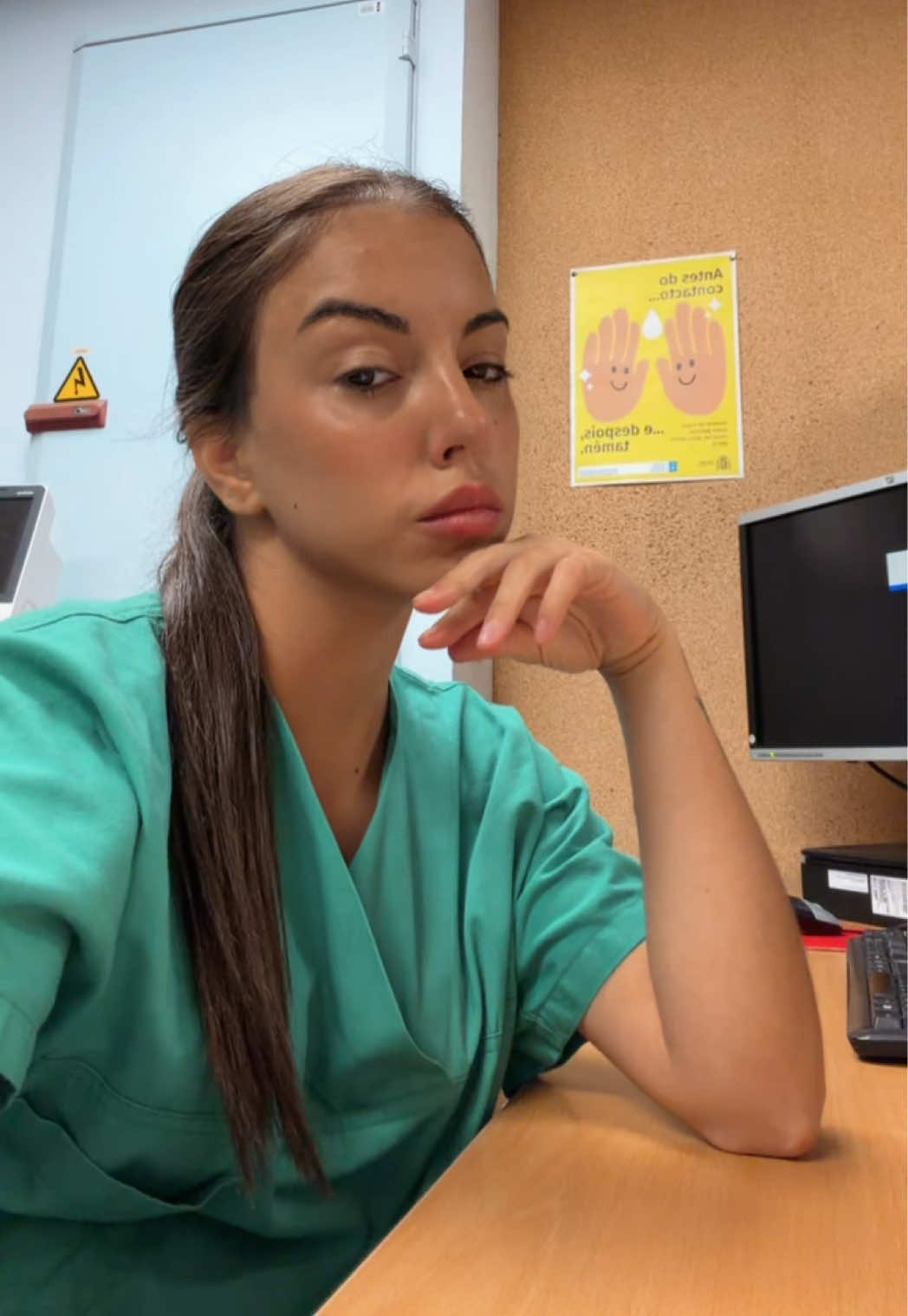 @LAUЯA☪️