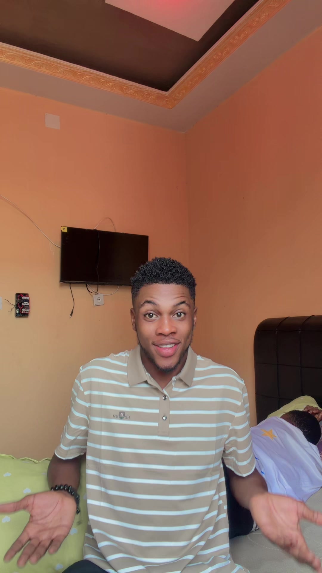 @𝑴𝒓 𝒑𝒐𝒑𝒖𝒍𝒂𝒊𝒓𝒆 🇨🇩📌