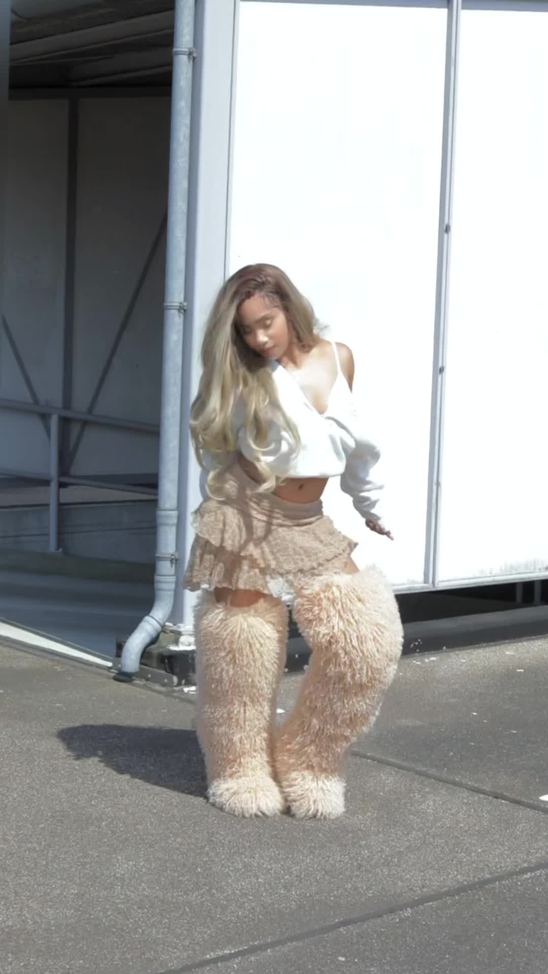 @MJENAYLA