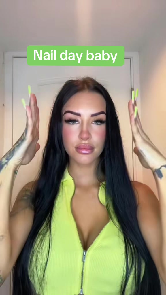 @Amanddajustyne