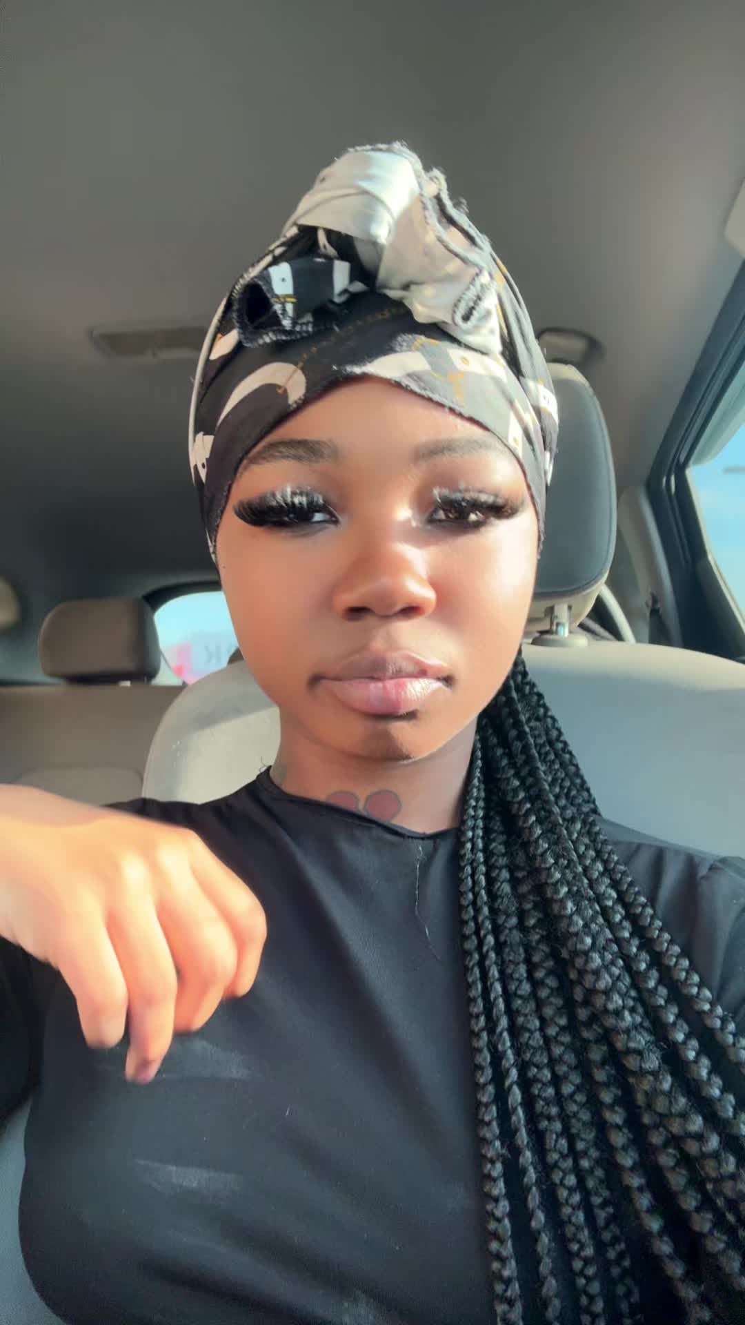 @allbOut.ari