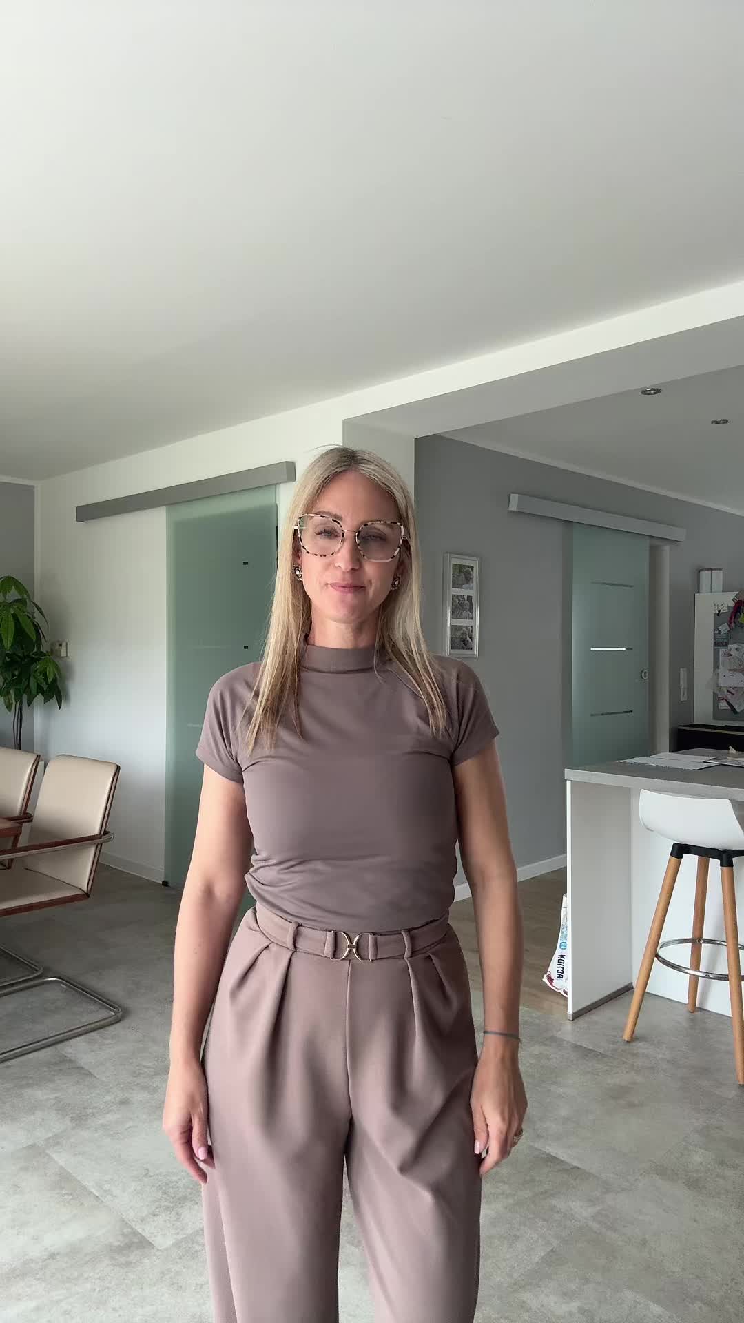 @Sarah_Mona