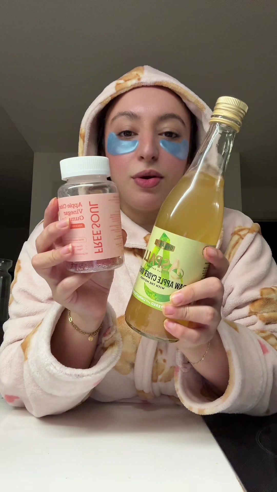 @Lena🍒 London content creator