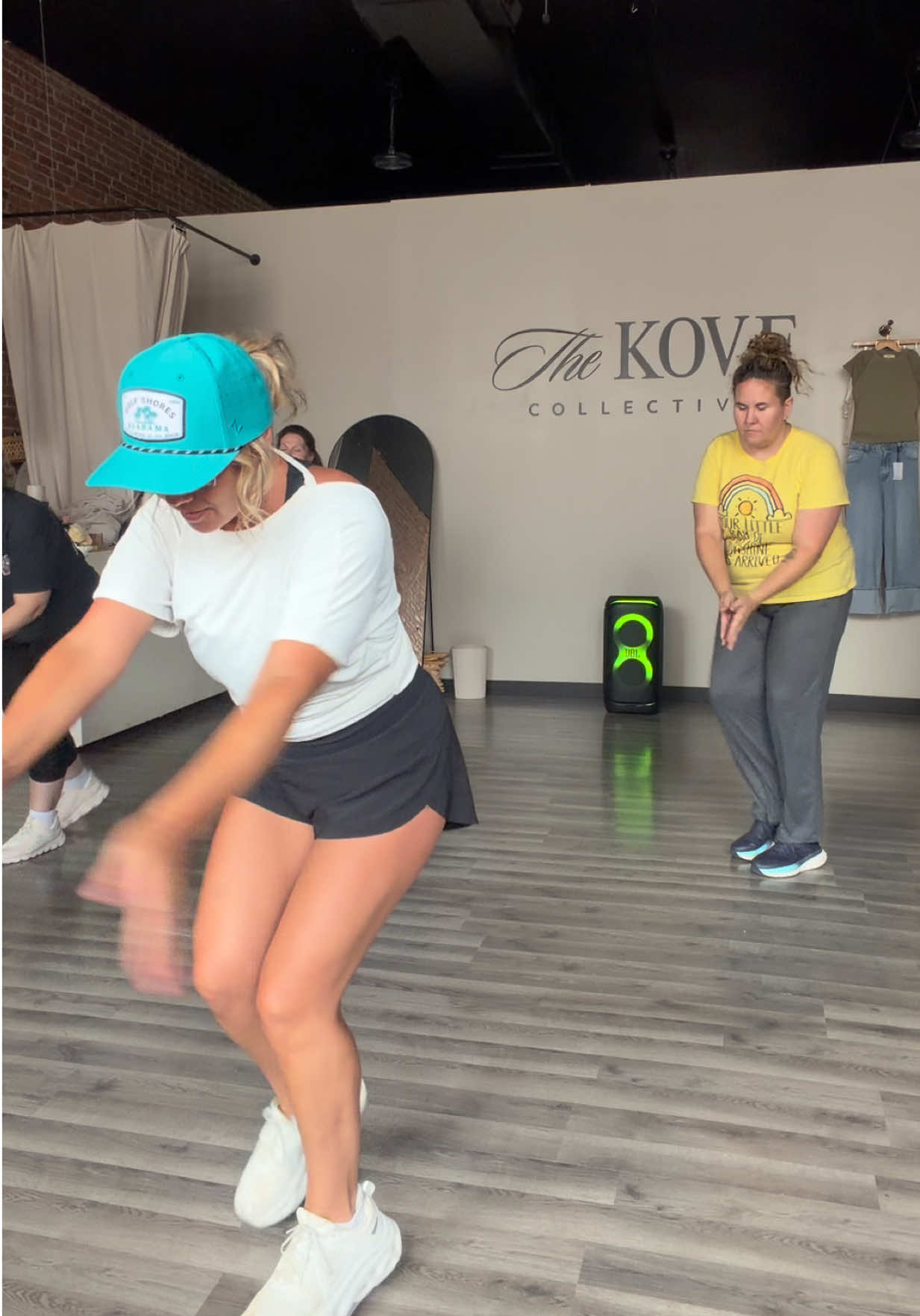 @foxyladyfitness