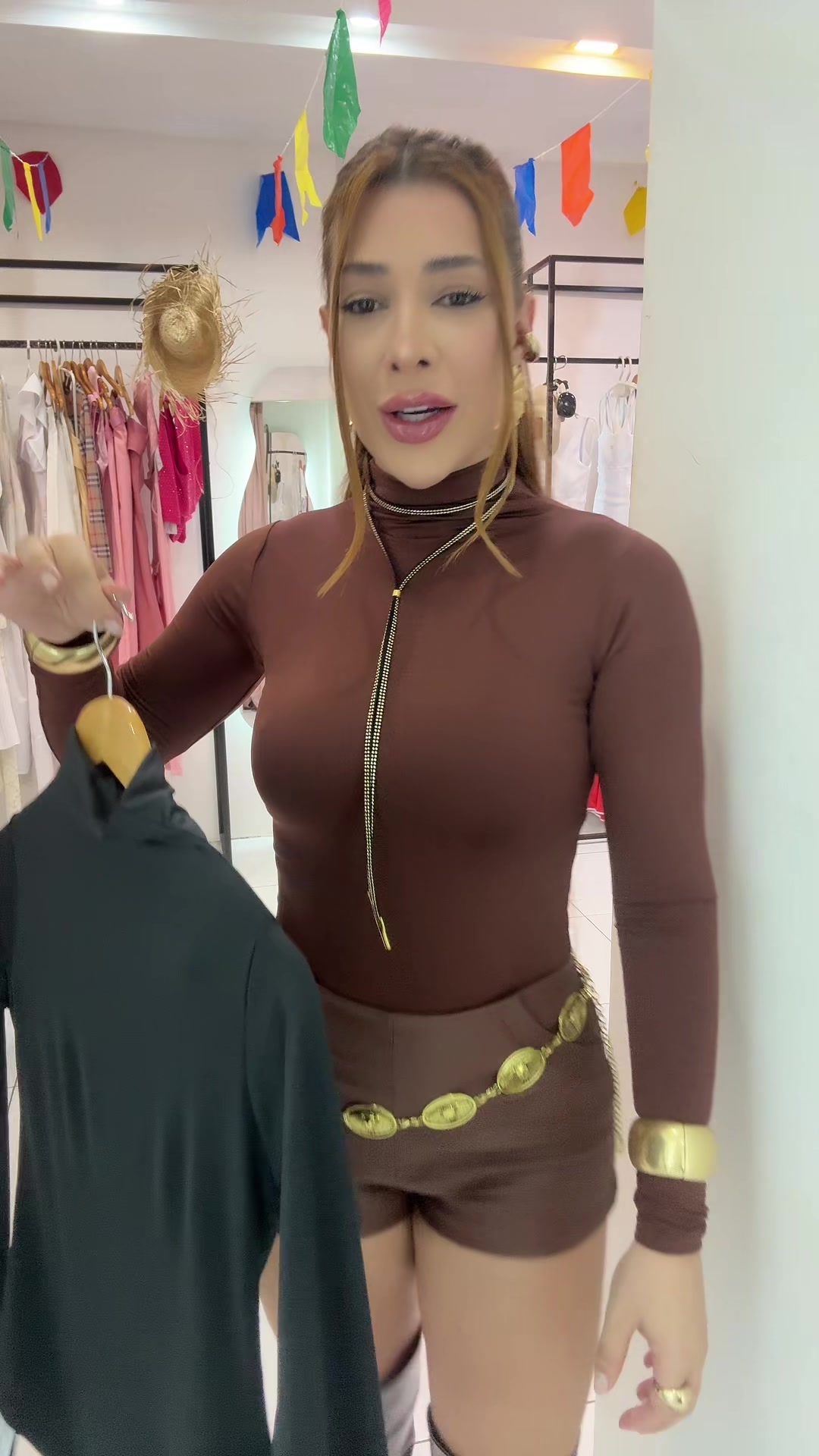 @Loja de roupa feminina