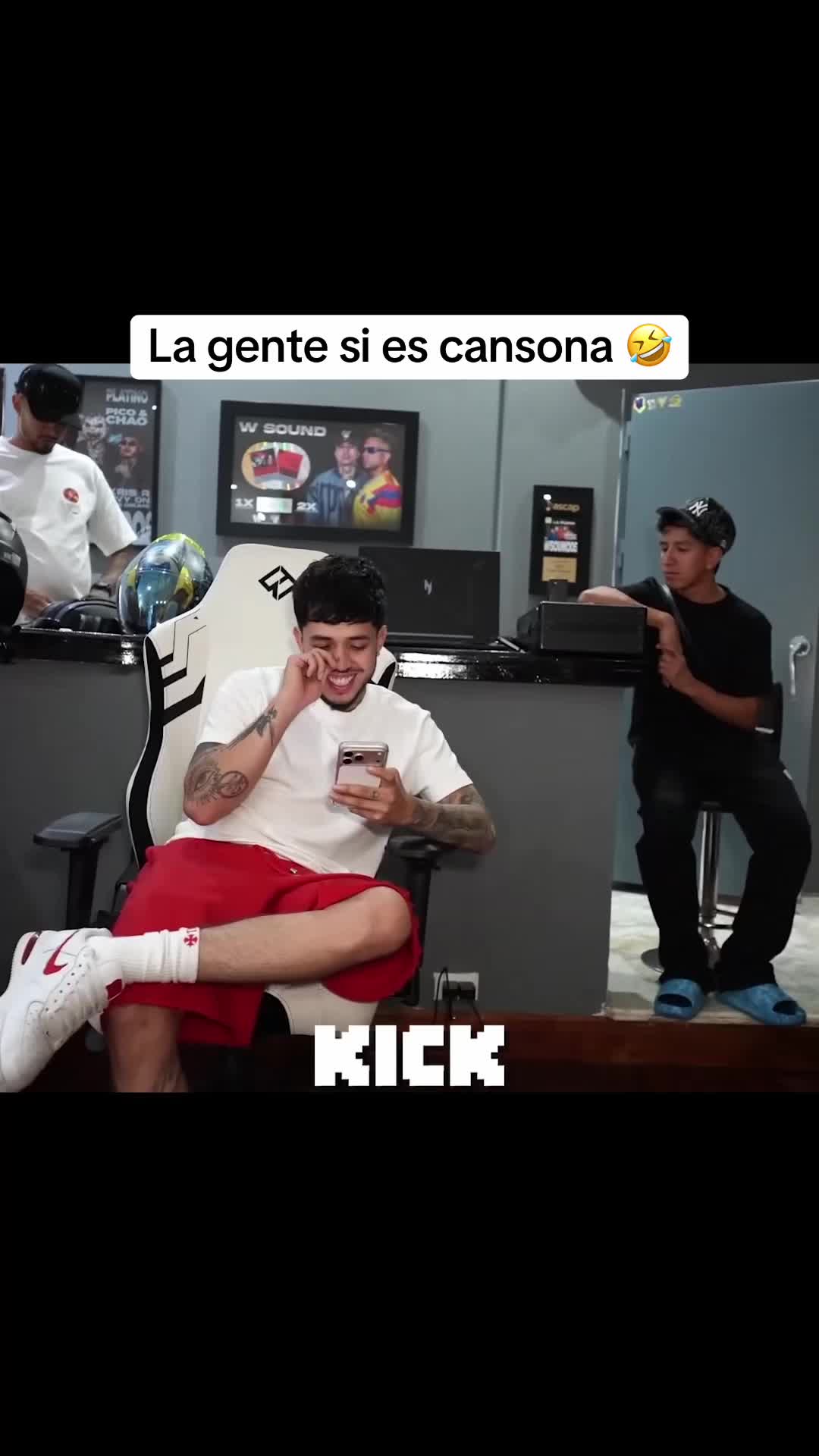 @ColClips_