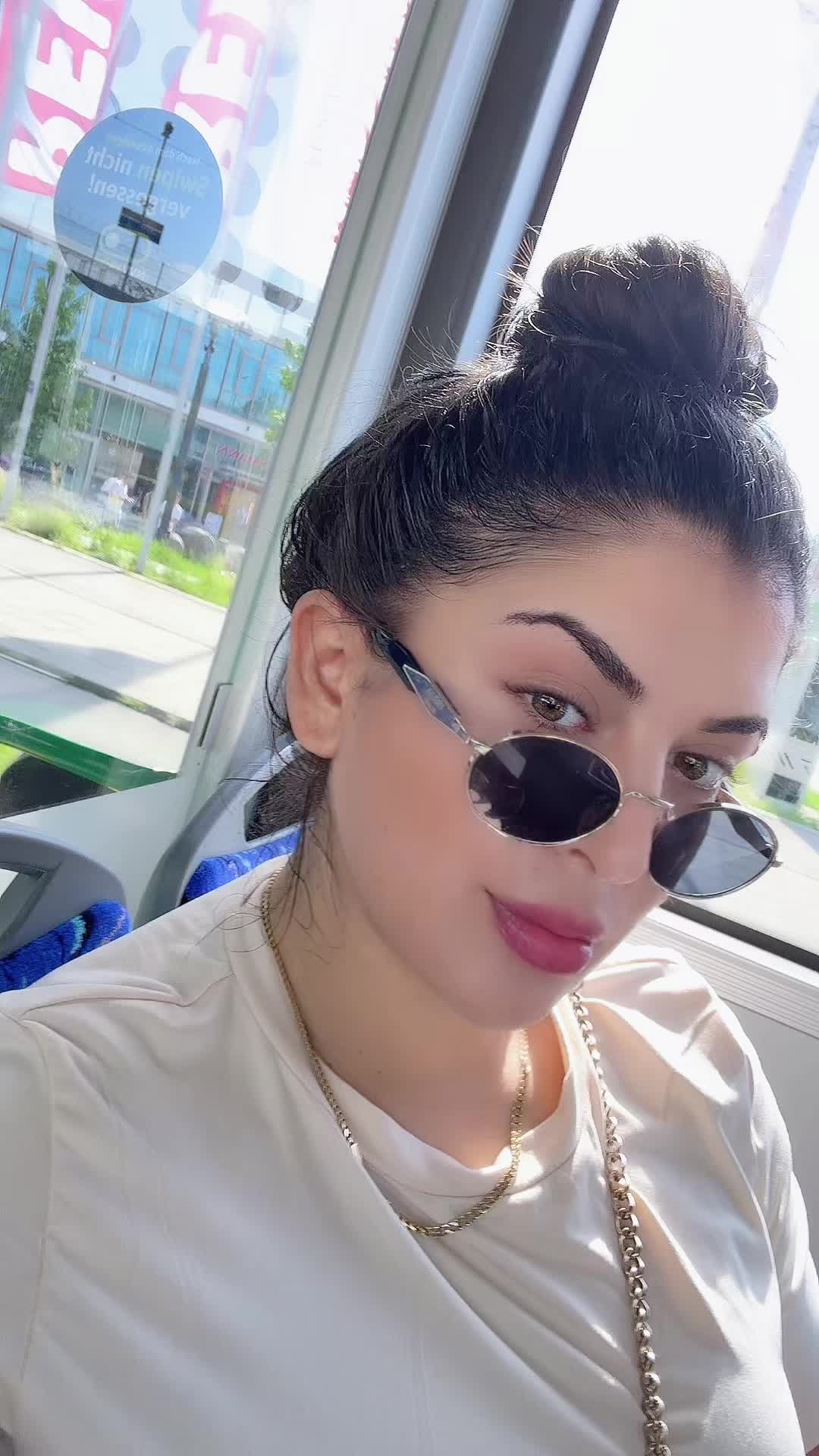 @E_Lisa