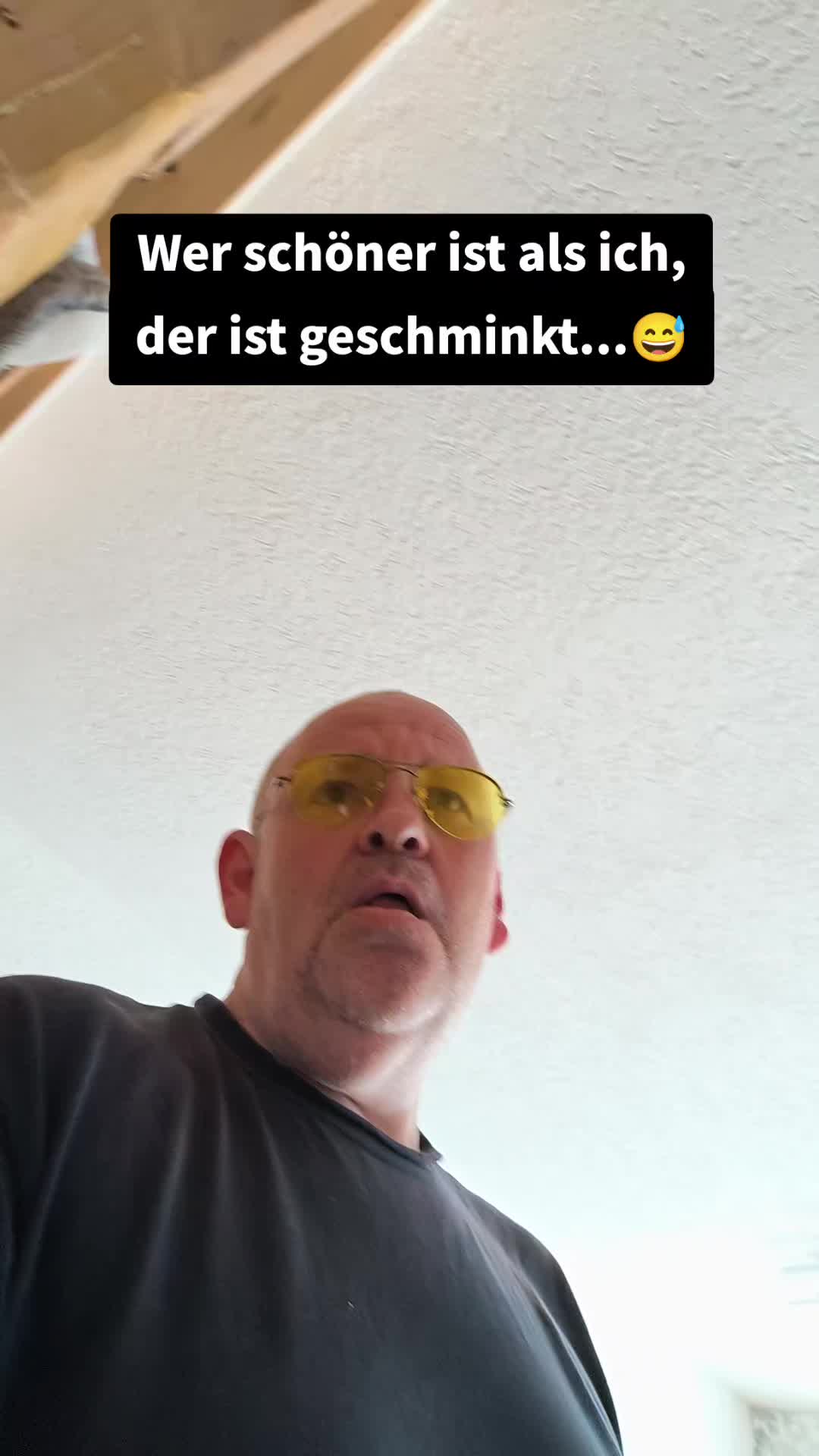 @𝚍𝚎𝚛_𝚖𝚊𝚛𝚔𝚞𝚜_𝚌𝚛𝚘𝚠𝚗