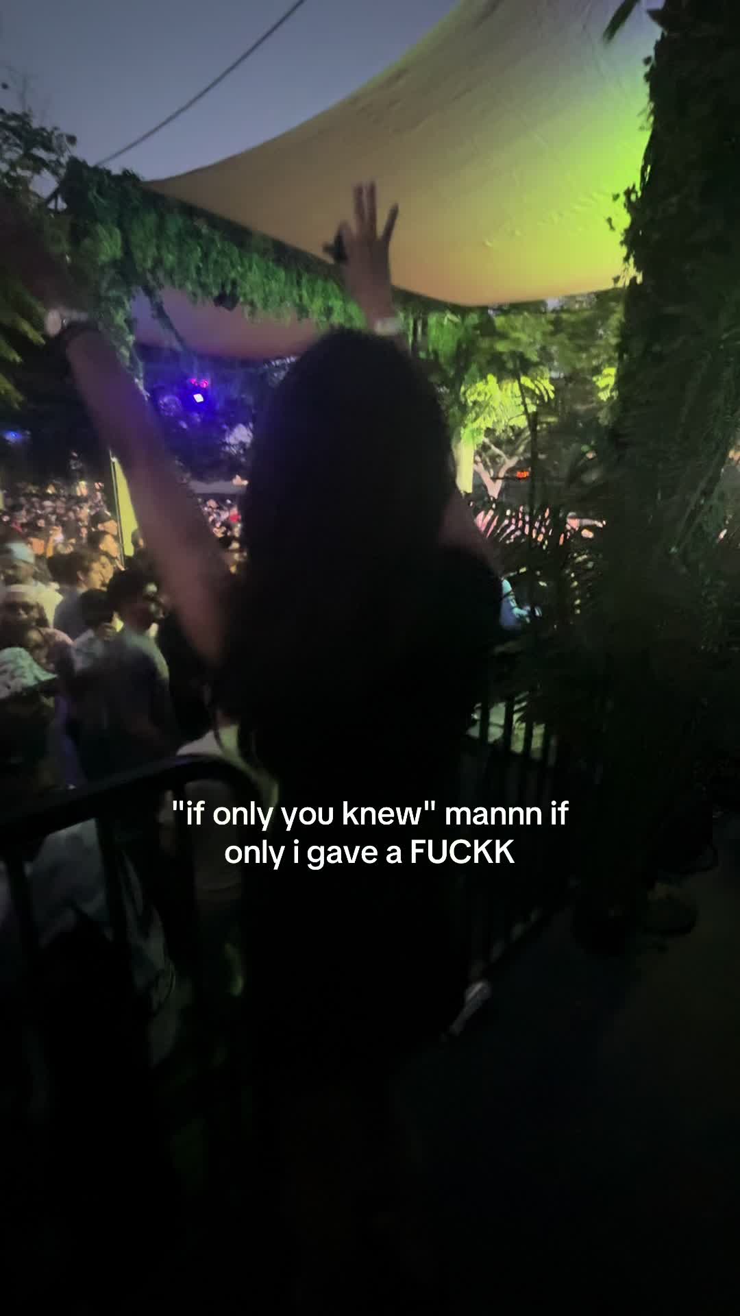 @Mon