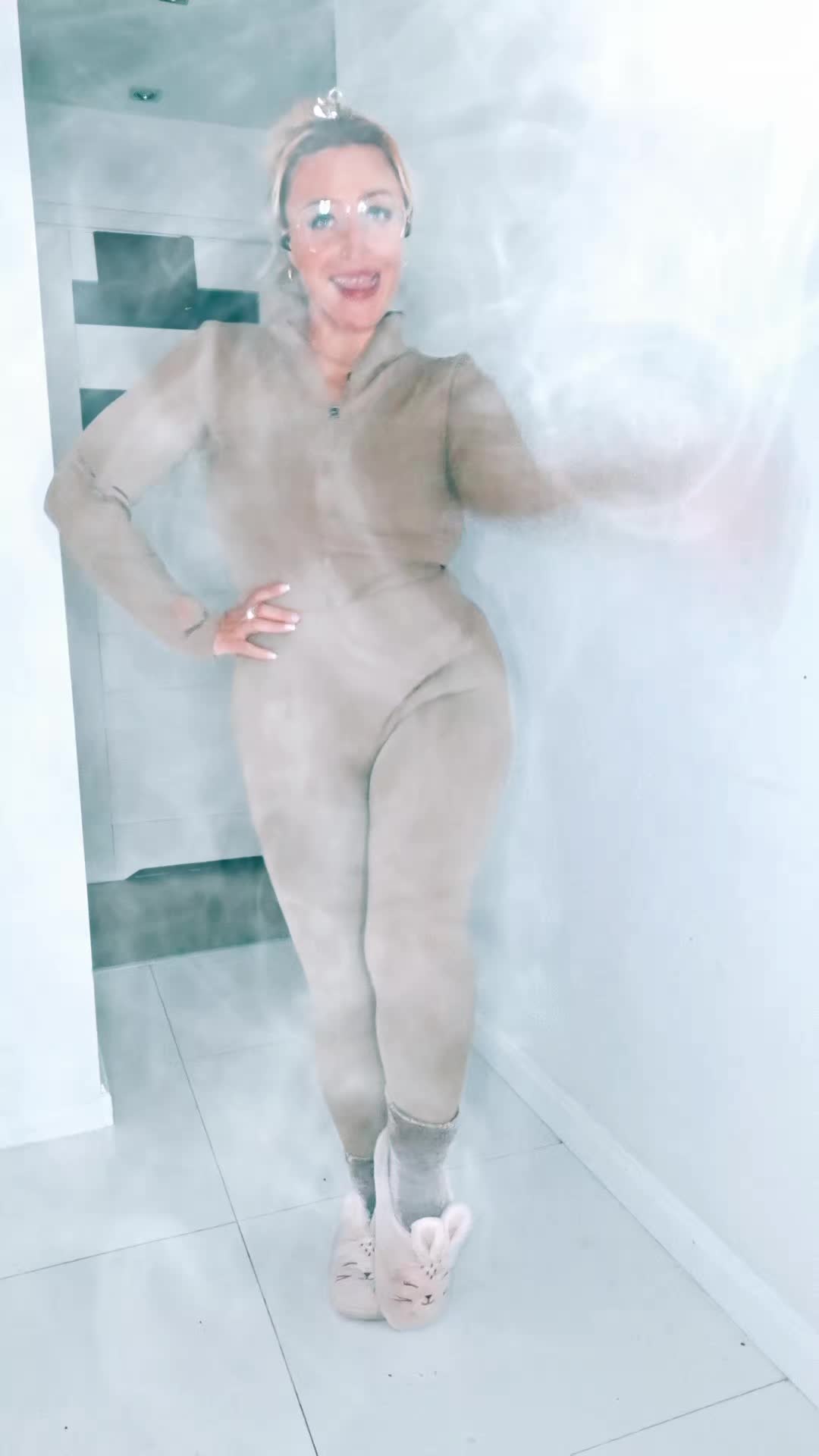 @kroliczekhop*