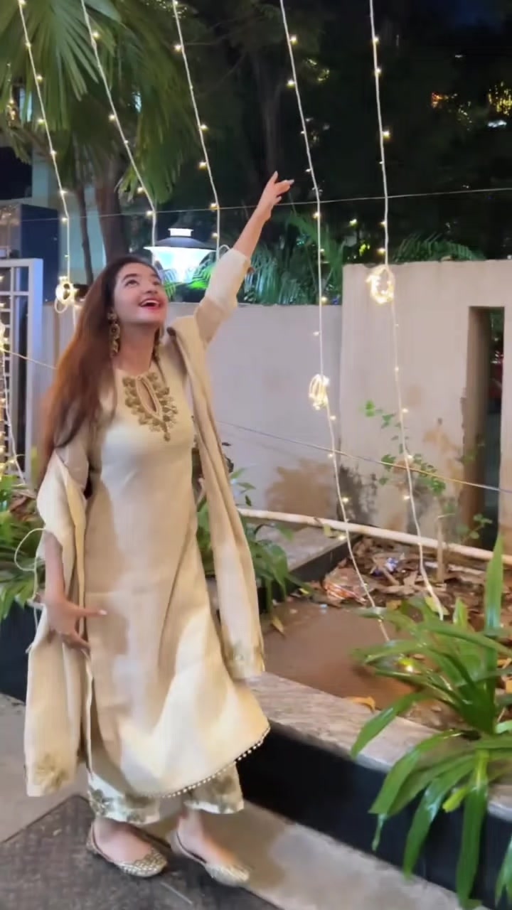 @Anushka Sen