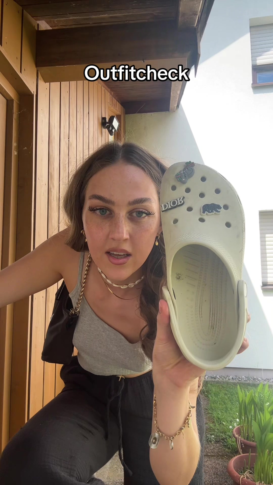 @Toni