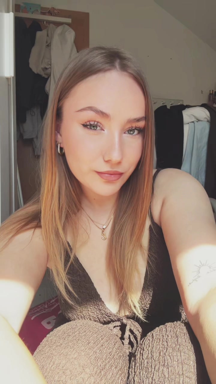 @emilyyvnl