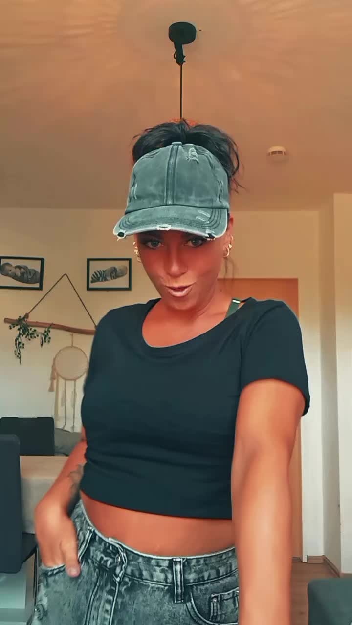 @Chrissi