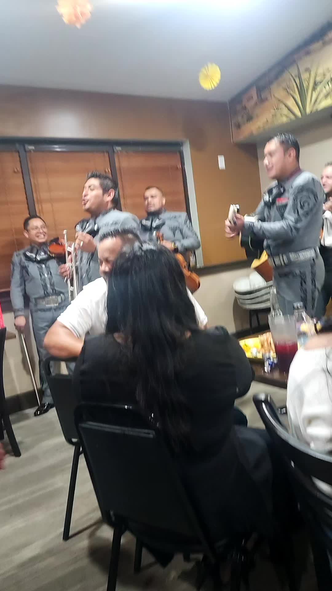 @Mario Saucedo