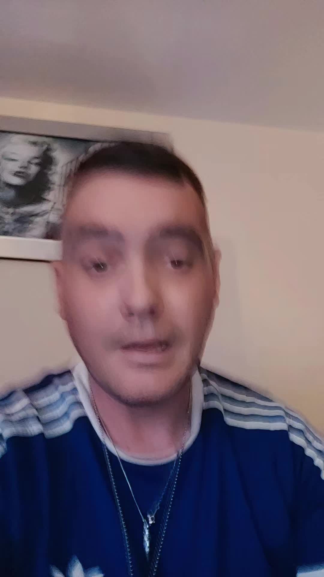 @Big Dee 🇬🇧🤝🏼🇨🇮 😉